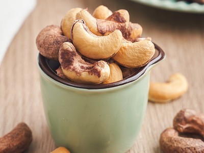 浮闲厂家直供罐装炭烧腰果紫衣腰果带衣腰果散货越南腰果仁图2