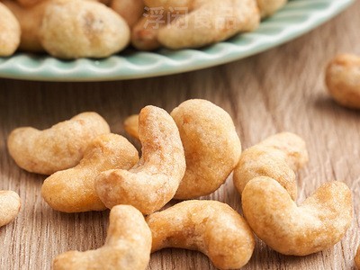 浮闲厂家直供罐装炭烧腰果紫衣腰果带衣腰果散货越南腰果仁图3