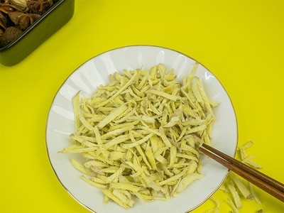 脱水蔬菜厂家直供冻干生姜FD生姜丝真空冷冻干燥面汤料火锅配料（价格面议）图2