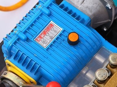 48V60V农用电动车电三轮喷雾器果树打药喷药机全自动收管打药机图3