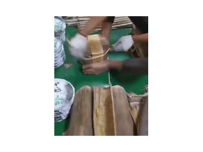 手工普洱茶 云南勐海357克普洱茶饼 大叶青毛老茶树浓香春料普洱图4