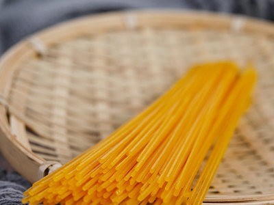 【拍2发9】玉米面条250g东北特产粗粮玉米粉独立包装米粉杂粮挂面图2