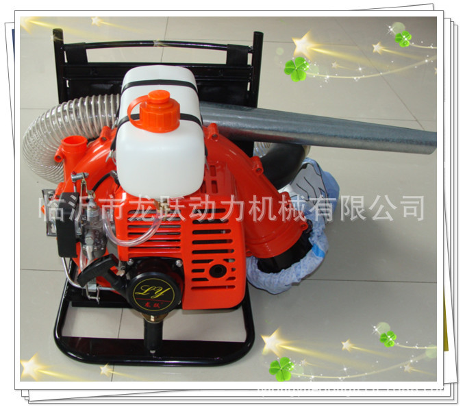 新款采棉机16
