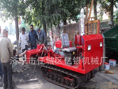 批发供应多功能履带式拖拉机小型多功能旋耕机水田打浆机图3