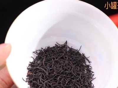 新茶散装红茶批发武夷山桐木关小种茶叶散装图1