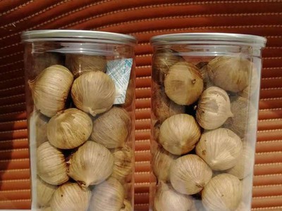 独头黑蒜头500克罐装山东特产零食发酵黑蒜黑大蒜现货批发图4