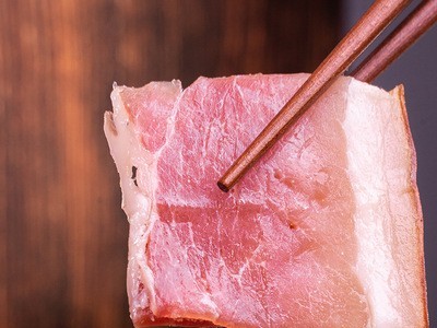 厂家直发冕宁火腿 烟熏腊蹄子 腊火腿 腊猪蹄 腊肉图3