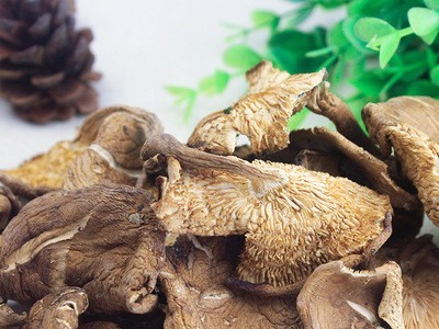 山礼然云南特产椴木香菇 薄香菇食用菌干货蘑菇 小香菇干产地批发 一件代发图4