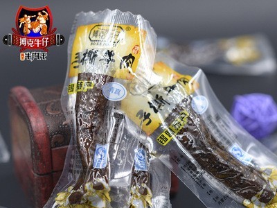 搏克牛仔手撕风干牛肉干228g内蒙古特产零食清真食品 可一件代发图4