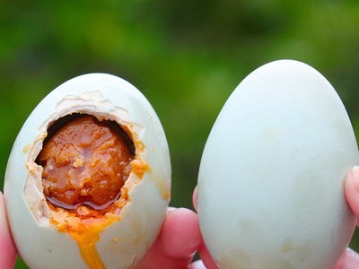 供应广西烤海鸭蛋北部湾红树林特产海鸭蛋咸蛋多油起沙20个装图2