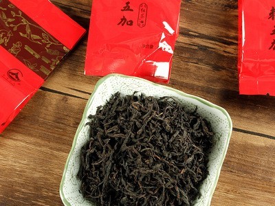 刺五加红茶礼盒长白山刺五加红茶发酵工艺礼盒装5g*60独立小包装图4