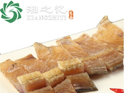 湖北特产非烟熏风干腊鱼咸鱼干腊草鱼干腊味干货500g腌腊食品厂家图5