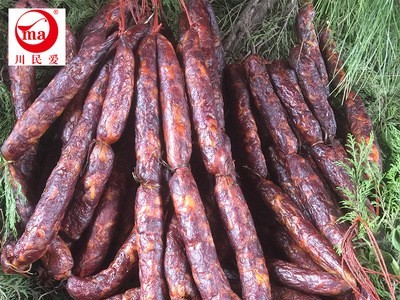 川民爱麻辣香肠农家自制烟熏腊肉腊肠食品批发量大500g图5