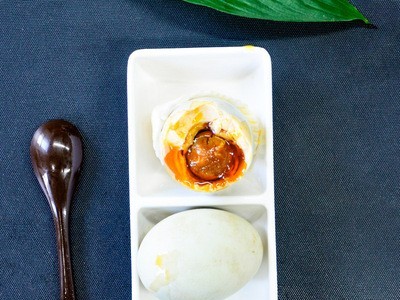 50~60g*20枚海鸭蛋北部湾红树林流油海鸭咸蛋熟即食整箱批发代发图4