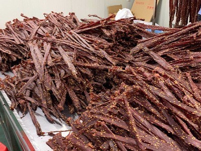 厂家直供 手撕风干猪肉干麻辣五香味 景区特产散装批发图4