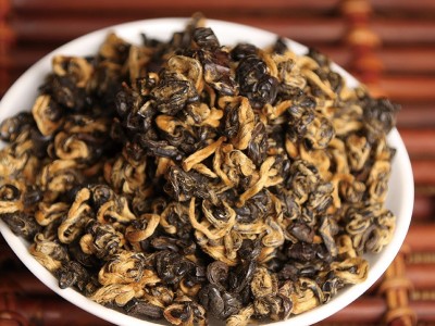 天凡茶业批发云南普洱红茶凤庆滇红一芽二叶蜜香金螺茶叶图3