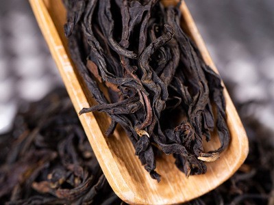 天凡茶业云南红茶凤庆滇红茶二叶毛峰茶叶源头厂家直销量大优惠图4