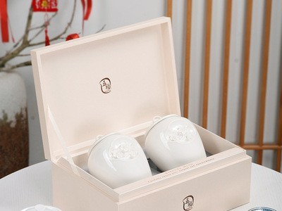 2021新茶 明前头采福鼎白茶荒野白毫银针陶瓷礼盒装300g茶叶批发图2