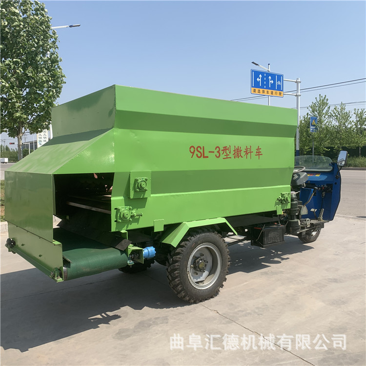 养殖喂料车