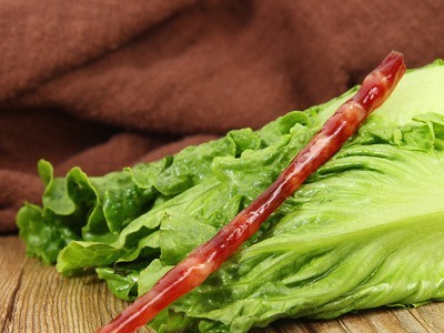 腊梅小香肠90g特产美食广式甜味火锅烧烤烤肠批发迷你细腊肠香肠图3