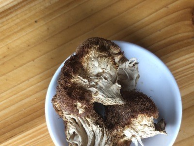 纯生晒口感清香猴头菇送礼佳品干蘑菇袋装250克源头工厂图2