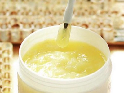 农家蜂场批发零售带标签蜂皇浆 500g瓶装新蜂王浆现货鲜蜂王浆图3