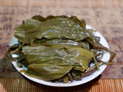 云南普洱茶叁号定制普洱茶生茶饼紧压茶357g饼批发厂家直销定制茶图5