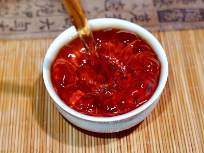 云南普洱茶叁号定制普洱茶熟茶饼紧压茶357g饼批发厂家直销定制茶图4
