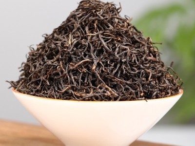 武夷山金骏眉红茶茶叶 黑芽 灰芽小菜茶芽正山小种散装礼盒装图2