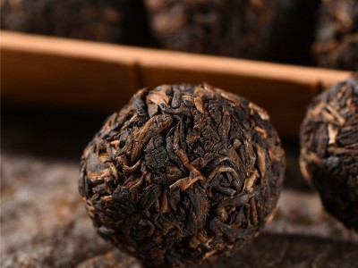 普洱茶熟茶 08年布朗山8克宫廷迷你小龙珠 纯手工制作 厂家批发图2