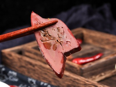 重庆腊肉厂家供应柏丫烟熏制金银猪肝调理腌制冷藏美味腊肉腊排图2