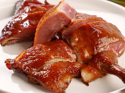 腊味鸭腿农家散养肉鸭子 批发商超烟熏腊鸭腿 湖南特产腌制咸鸭腿图5