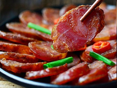 四川蜀锦旺农家自制烟熏麻辣香肠 农家柏丫柴火烟熏川味腊肠500g图2
