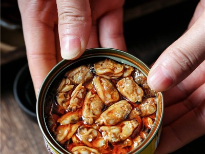 一件代发麻辣花蛤罐头海鲜优惠麻辣海鲜即食罐装休闲零食罐头小吃图1