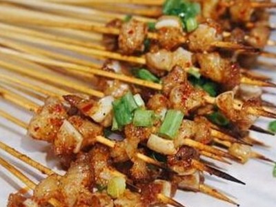 香辣小脆骨 脆骨小串 猪脆骨 120串/袋 烧烤猪肉串油炸小吃半成品图3