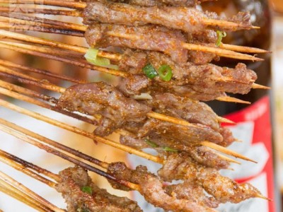 牛肉风味小小串 铁板小肉串 调理鸭肉串 网红夺命小把串 300串/袋图5