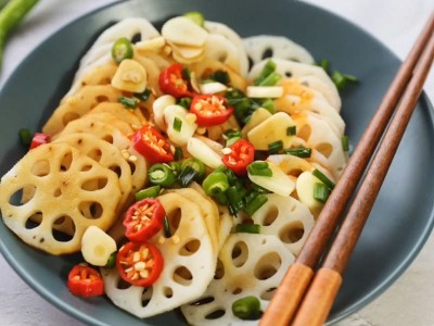 洪湖莲藕现挖现发清炒生吃凉拌煲汤湖北特产脆藕新鲜莲藕图2