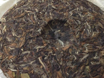 福鼎白茶 陈年老茶叶 陈年贡眉老白茶饼350g图2
