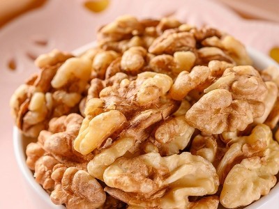 新货奶香椒盐熟新疆核桃仁无壳纸皮500g椒盐味果仁坚果零食熟批发图4