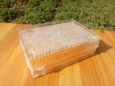 蜂巢蜜深山嚼着吃蜂巢蜂蜜新品蜂窝蜂场蜂蜜新巢蜜批发图5