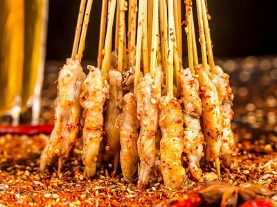 批发油炸烧烤鸡肉风味小肉串 中街夜市冰鲜小串 冷冻半成品鸡肉串图3