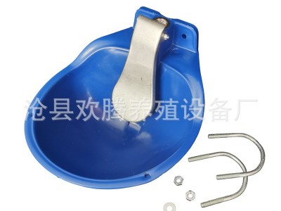 工厂供应牛马羊驴塑料牛碗加厚塑料自动饮水器牛用触碰式塑料水碗图4