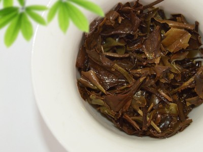 春茶福建福鼎白茶白牡丹 老白茶茶饼散装茶叶图4