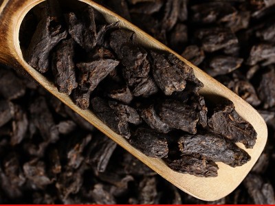 木桶装1000克 普洱茶熟茶 糯米香 茶化石 碎银子 散茶 浓香老茶头图2