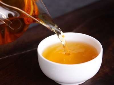 批发云南凤庆滇红茶 经典58原料 松针一芽一叶 理条直条红茶图3