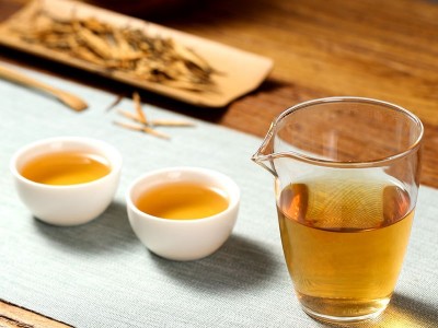 琥珀金针滇红茶云南滇红大金针凤庆金丝金芽晒红蜜香茶叶罐装150g图4