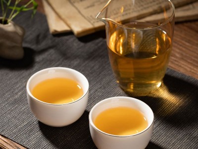 2021临沧滕条古树纯料普洱茶生茶散茶谷花茶秋茶200年礼盒装500g图4