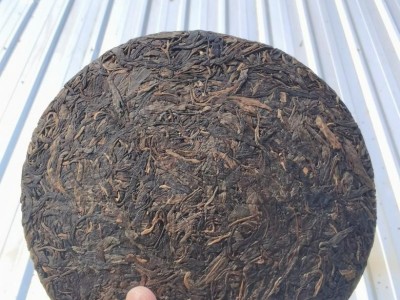 春易武刮风寨大树普洱茶生茶香甜润中老边境老挝古树七子饼图3