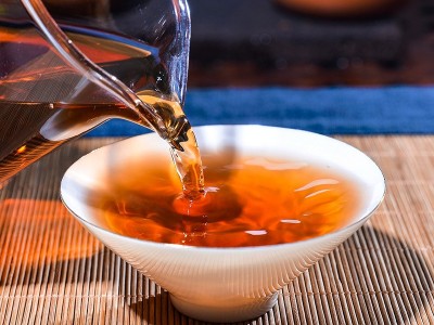 基地 批发云南普洱茶饼熟茶 勐海 老普洱茶 熟饼茶七子饼357g图5