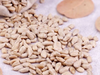 批发价新货生葵花籽仁袋装瓜子仁无壳原味葵瓜子仁烘培原料图2